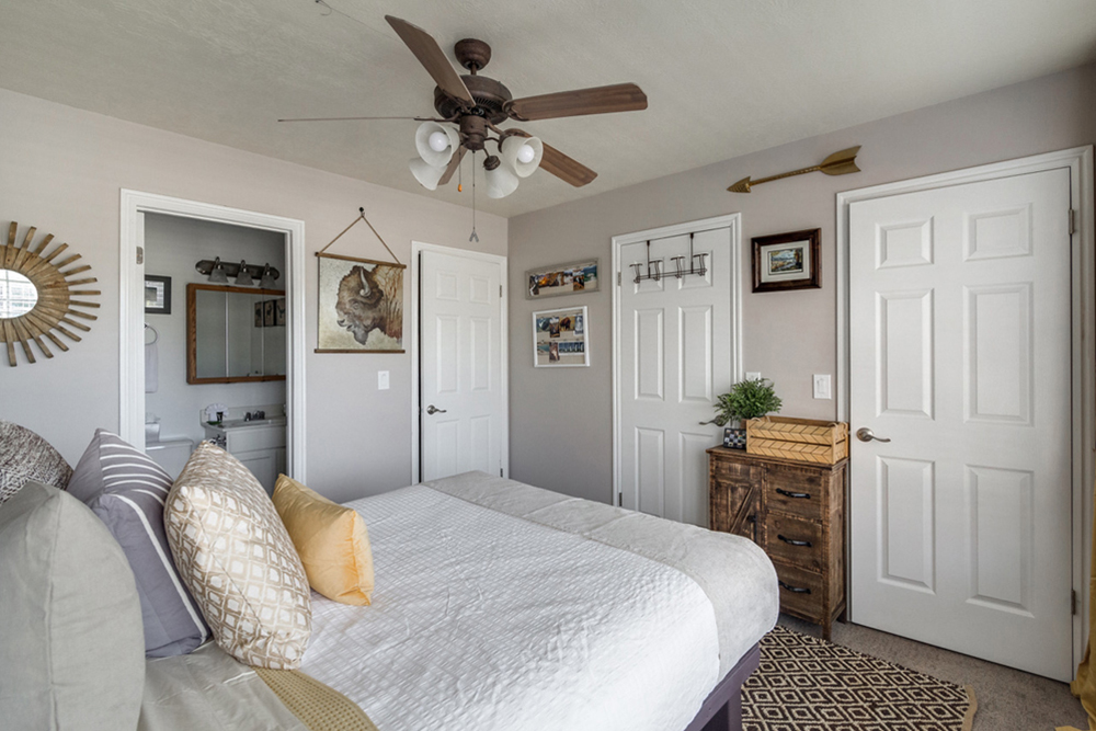 Reclaimed wood decor