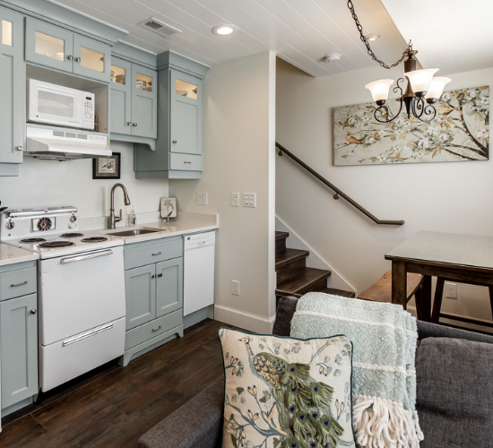 Aspenwood manor services